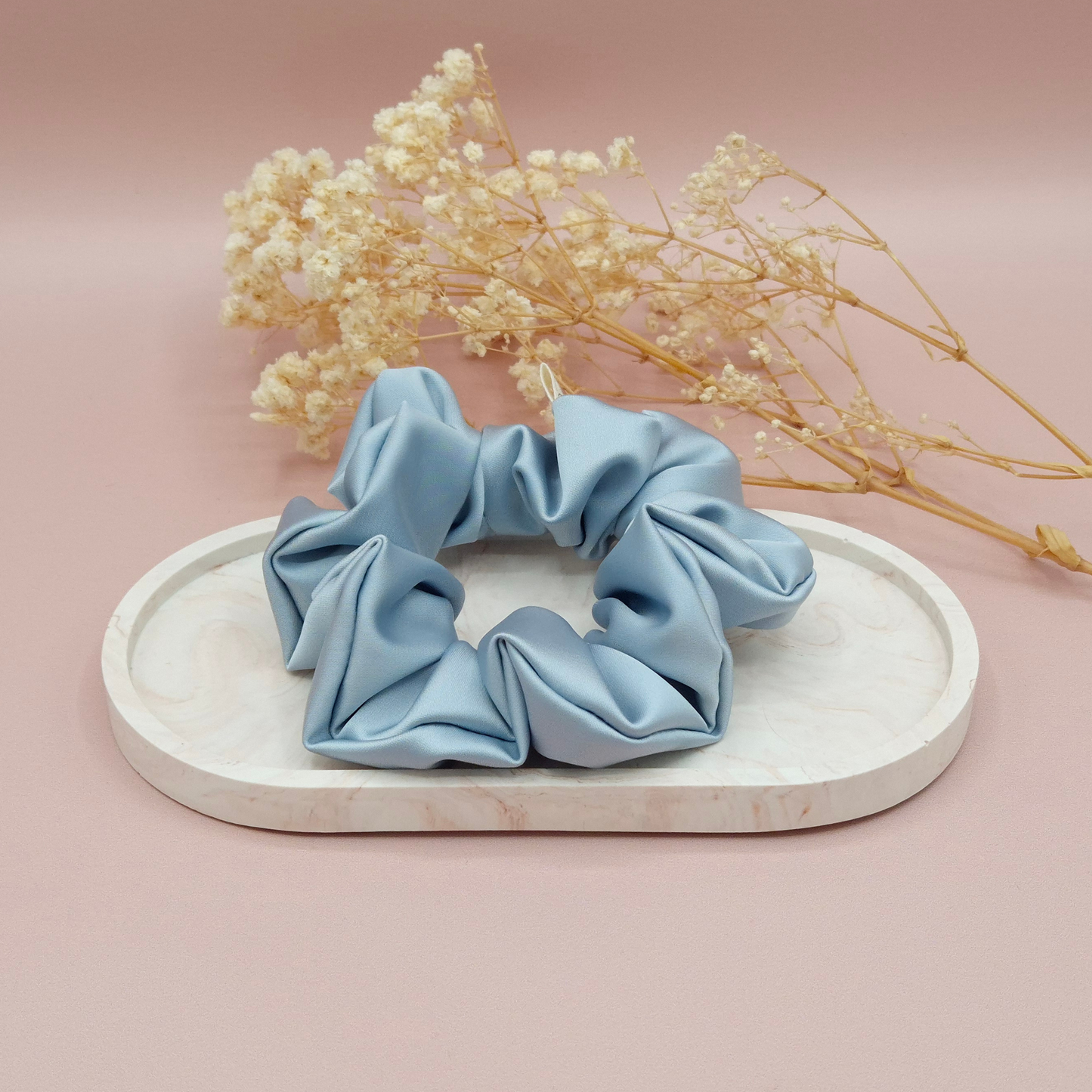 Chouchou en Satin Bleu Ciel - Les Chouchous de Justine