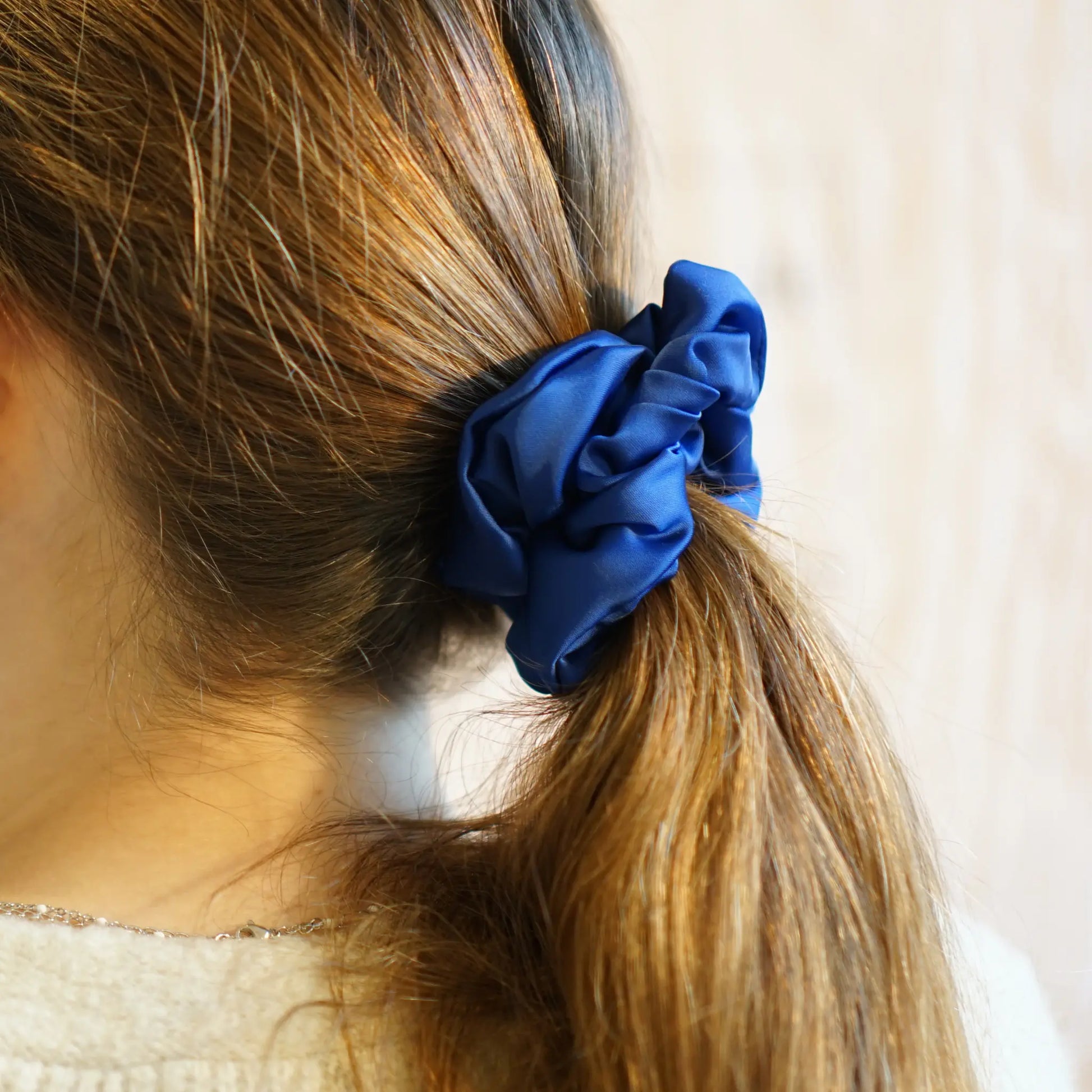 Bleu Navy - Chouchou Cheveux Satin - Les Chouchous de Justine