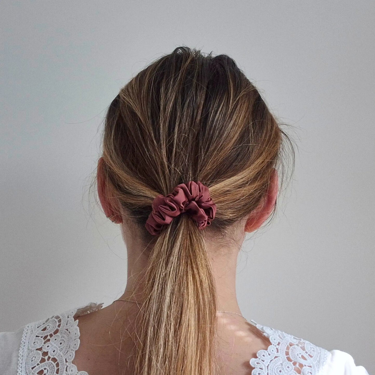 Chouchou en Satin Cognac - Les Chouchous de Justine