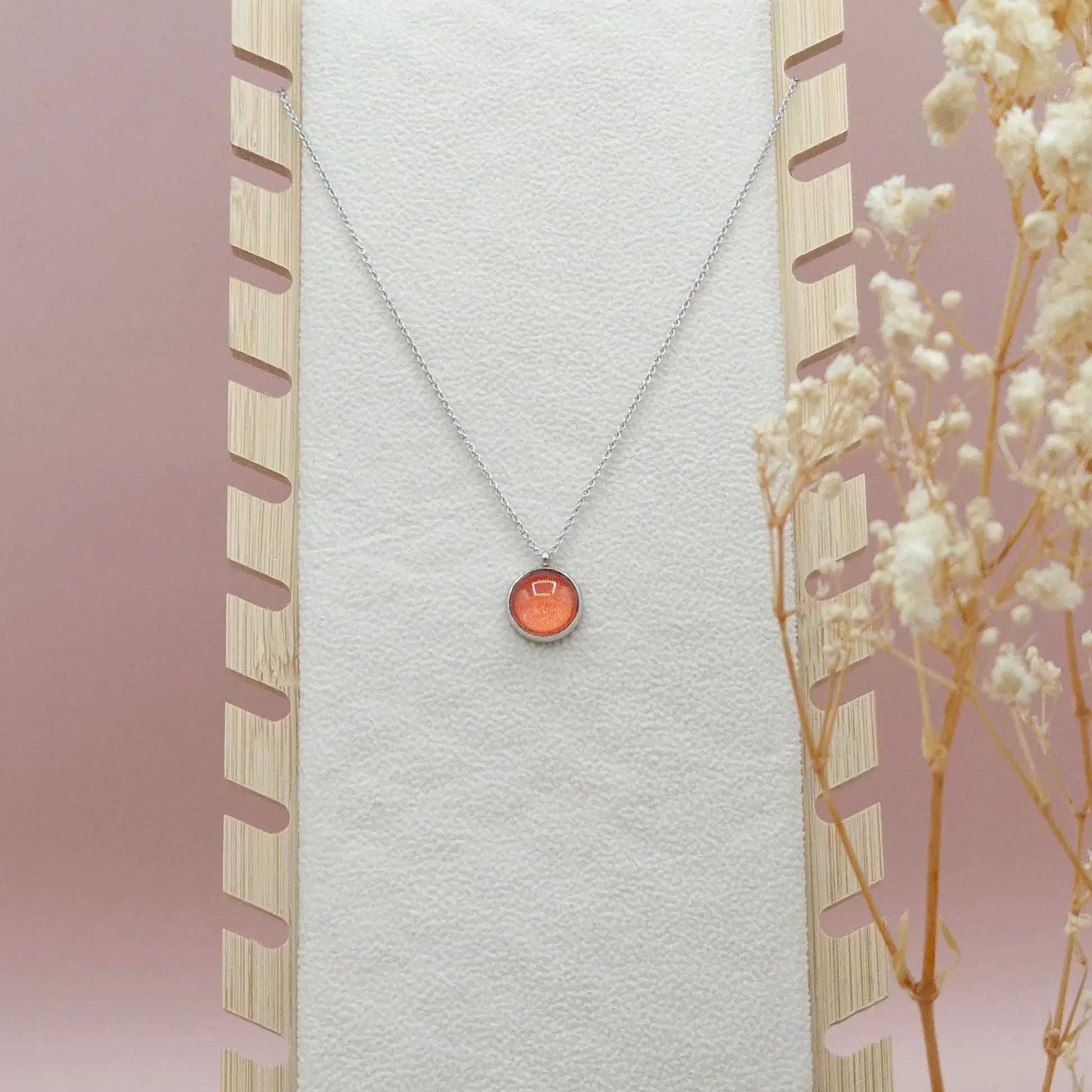 Collier avec Pendentif Abricot - Les Chouchous de Justine