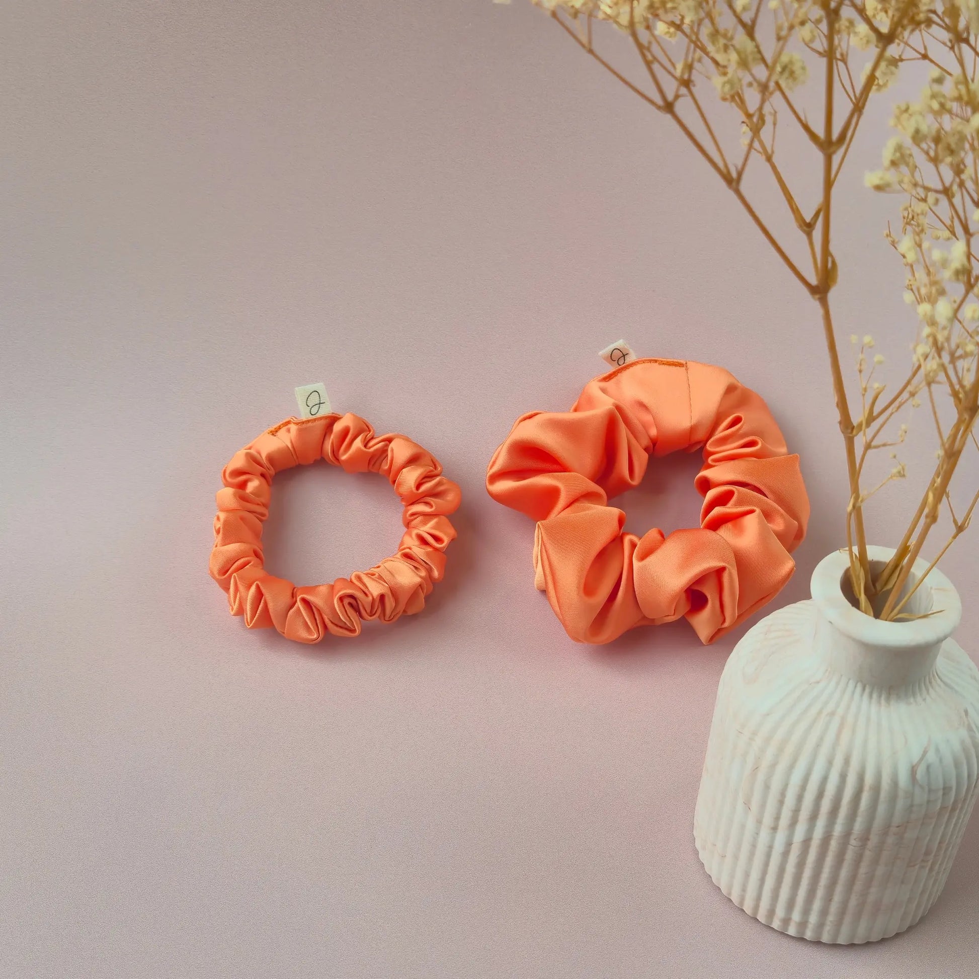 Chouchou en Satin Abricot - Les Chouchous de Justine