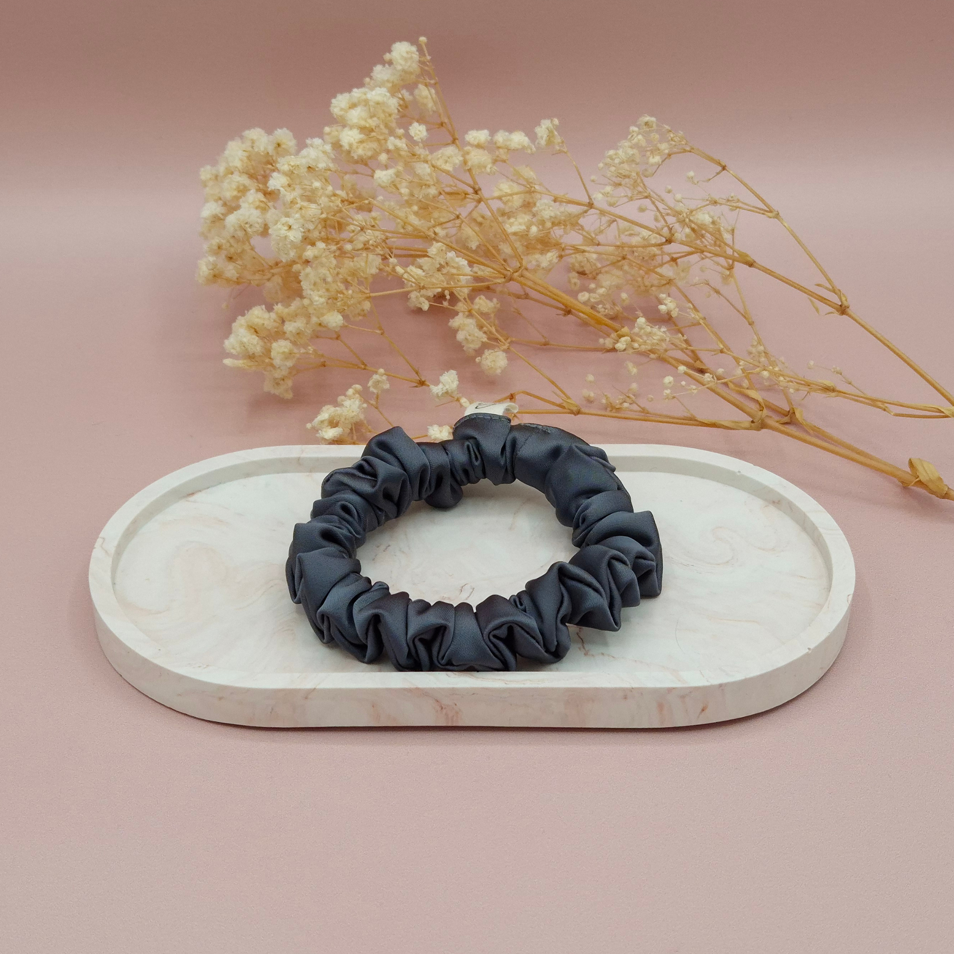 Chouchou en Satin Gris Foncé - Les Chouchous de Justine