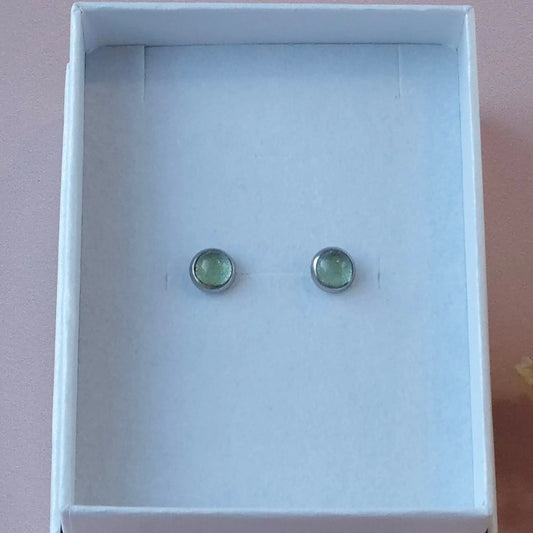 Puces d'oreilles Vert Amande - Les Chouchous de Justine