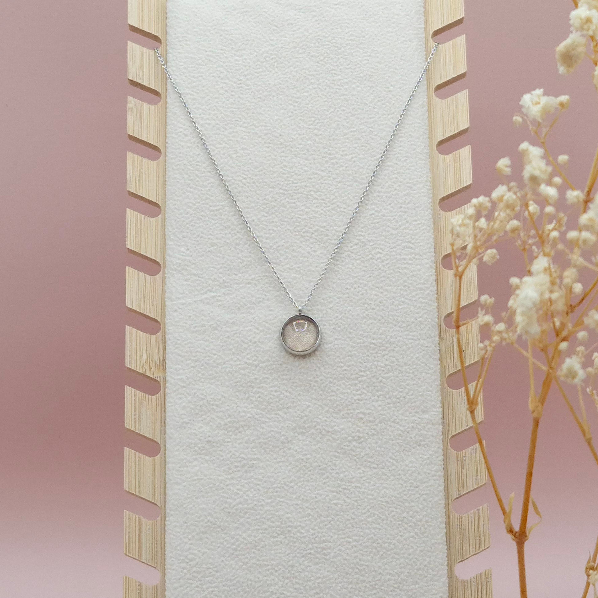 Collier avec Pendentif Beige - Les Chouchous de Justine