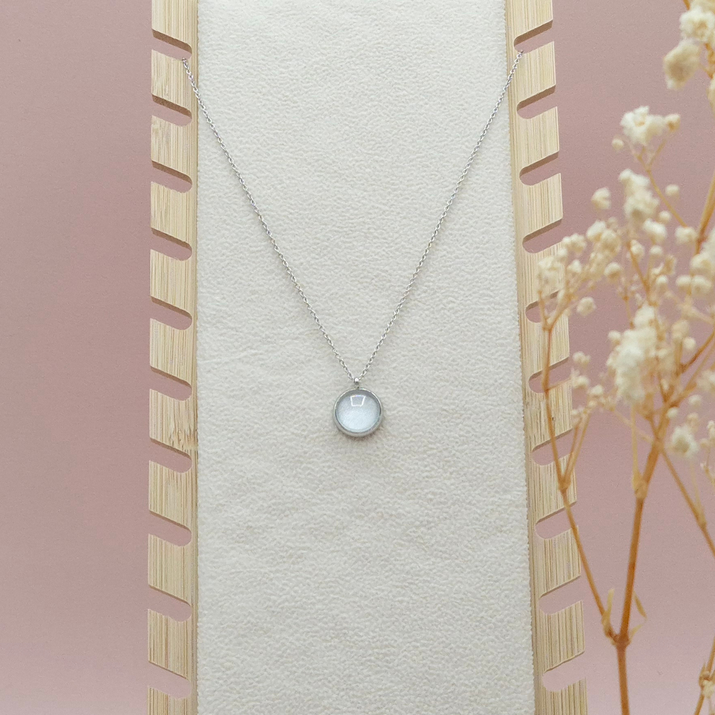 Collier avec Pendentif Blanc - Les Chouchous de Justine