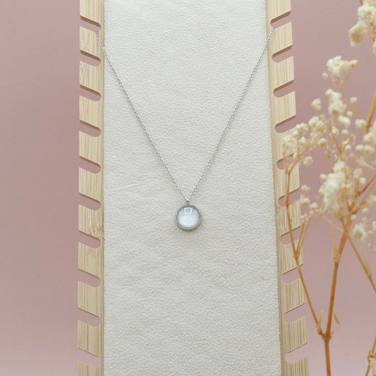 Collier avec Pendentif Blanc - Les Chouchous de Justine