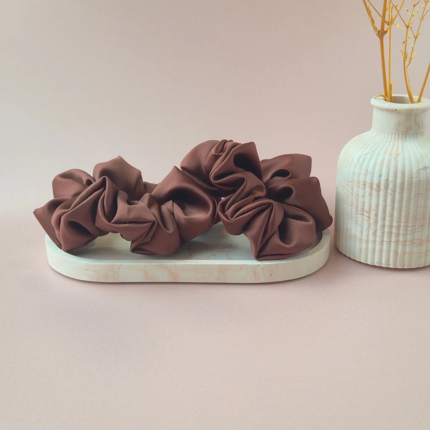 Chouchou en Satin Muscade - Les Chouchous de Justine