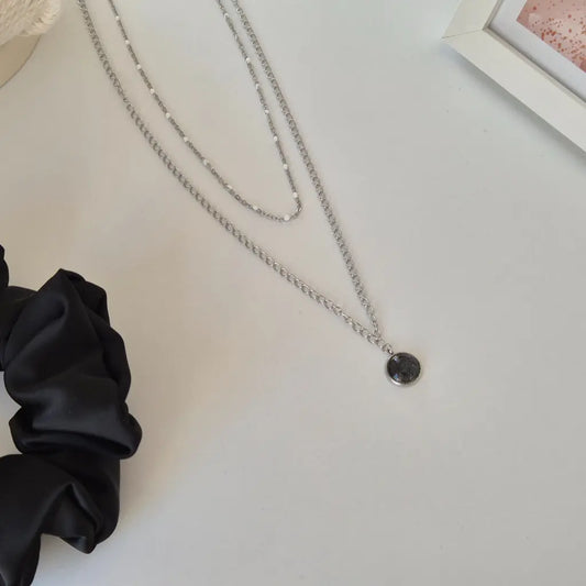 Collier avec Pendentif Noir - Les Chouchous de Justine