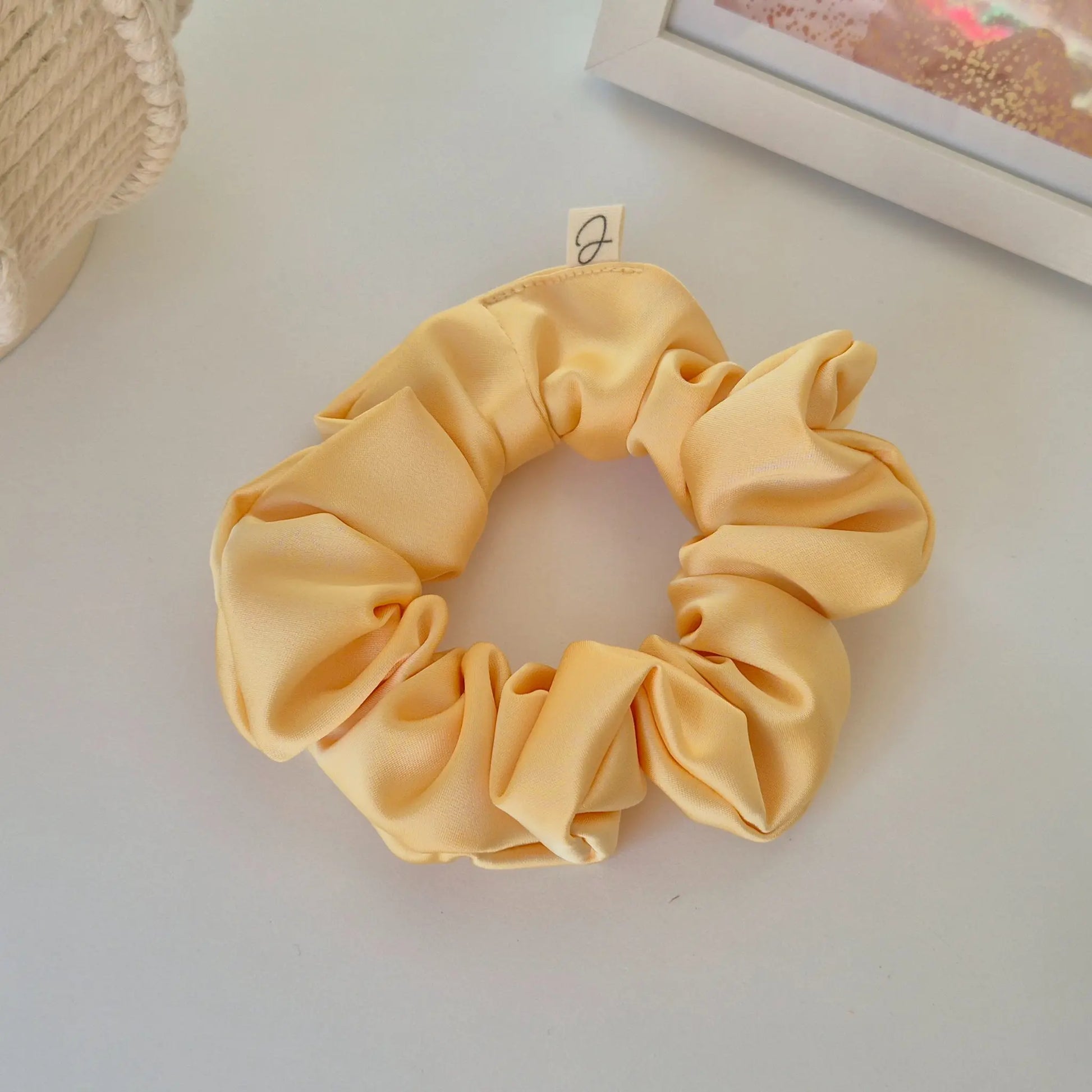 Chouchou en Satin Jaune - Les Chouchous de Justine