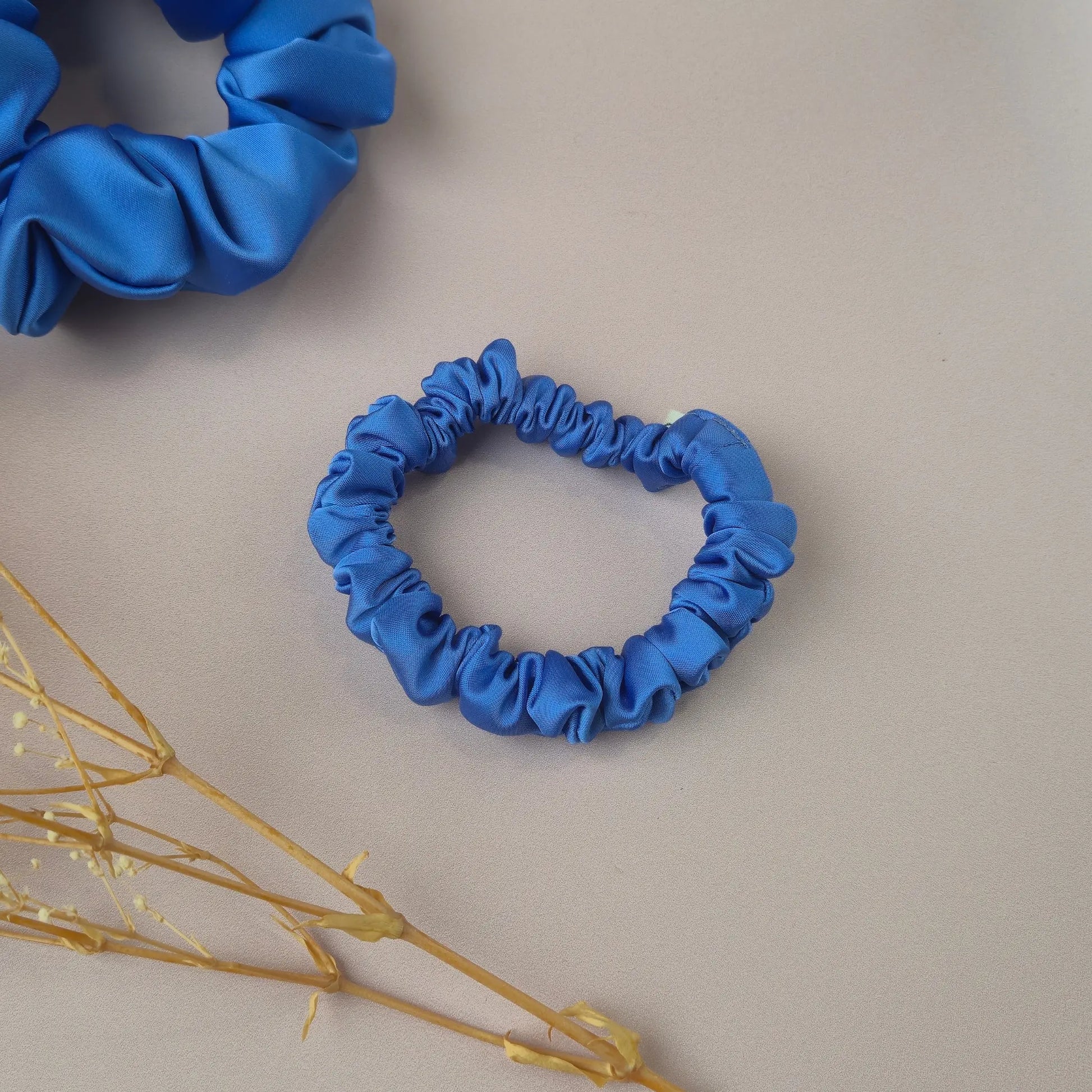 Chouchou en Satin Bleu - Les Chouchous de Justine