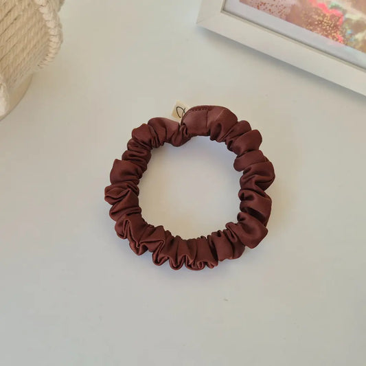 Mini Chouchou en Satin Gris Foncé - Les Chouchous de Justine