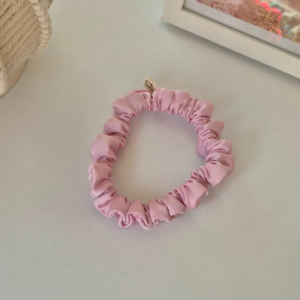 Mini Chouchou en Satin Rose Pastel - Les Chouchous de Justine