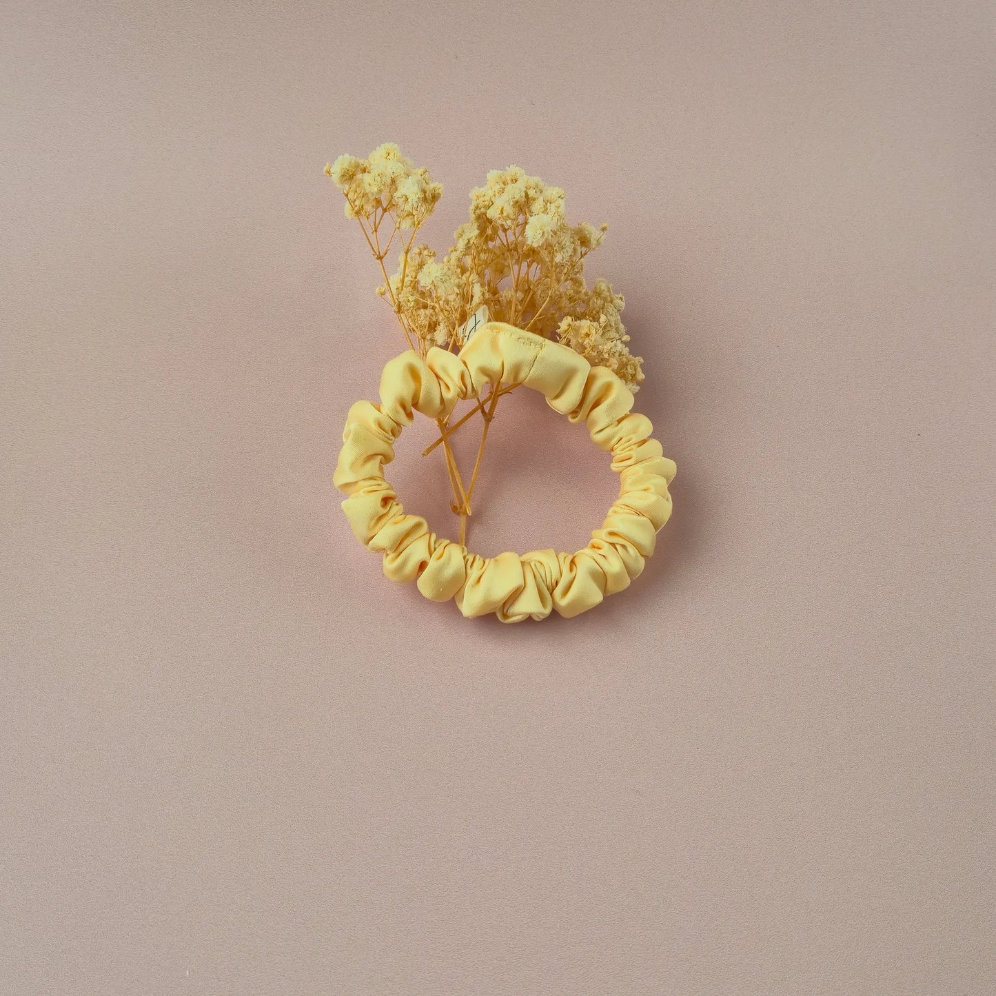 Chouchou en Satin Jaune Aurore - Les Chouchous de Justine