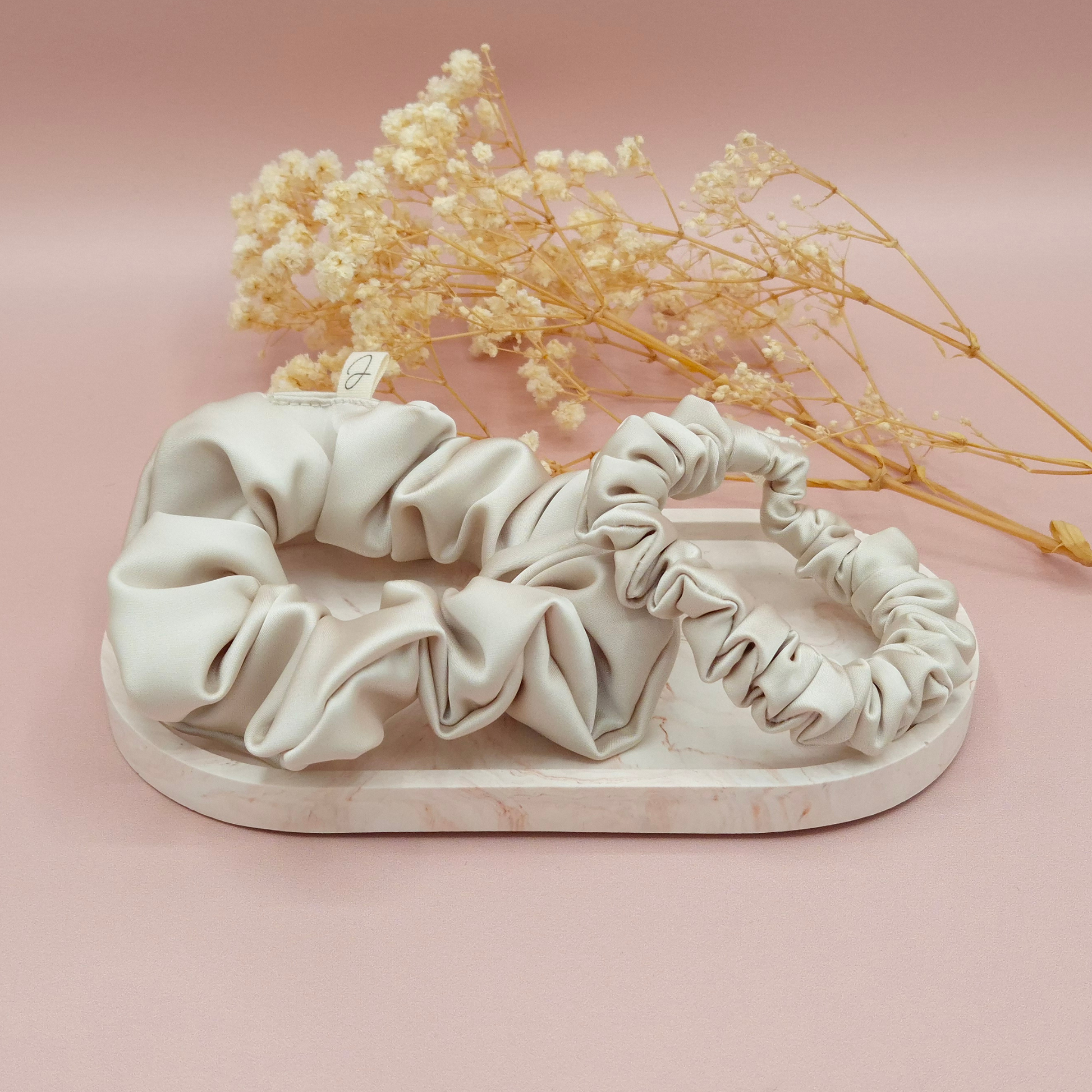 Chouchou en Satin Nacre - Les Chouchous de Justine