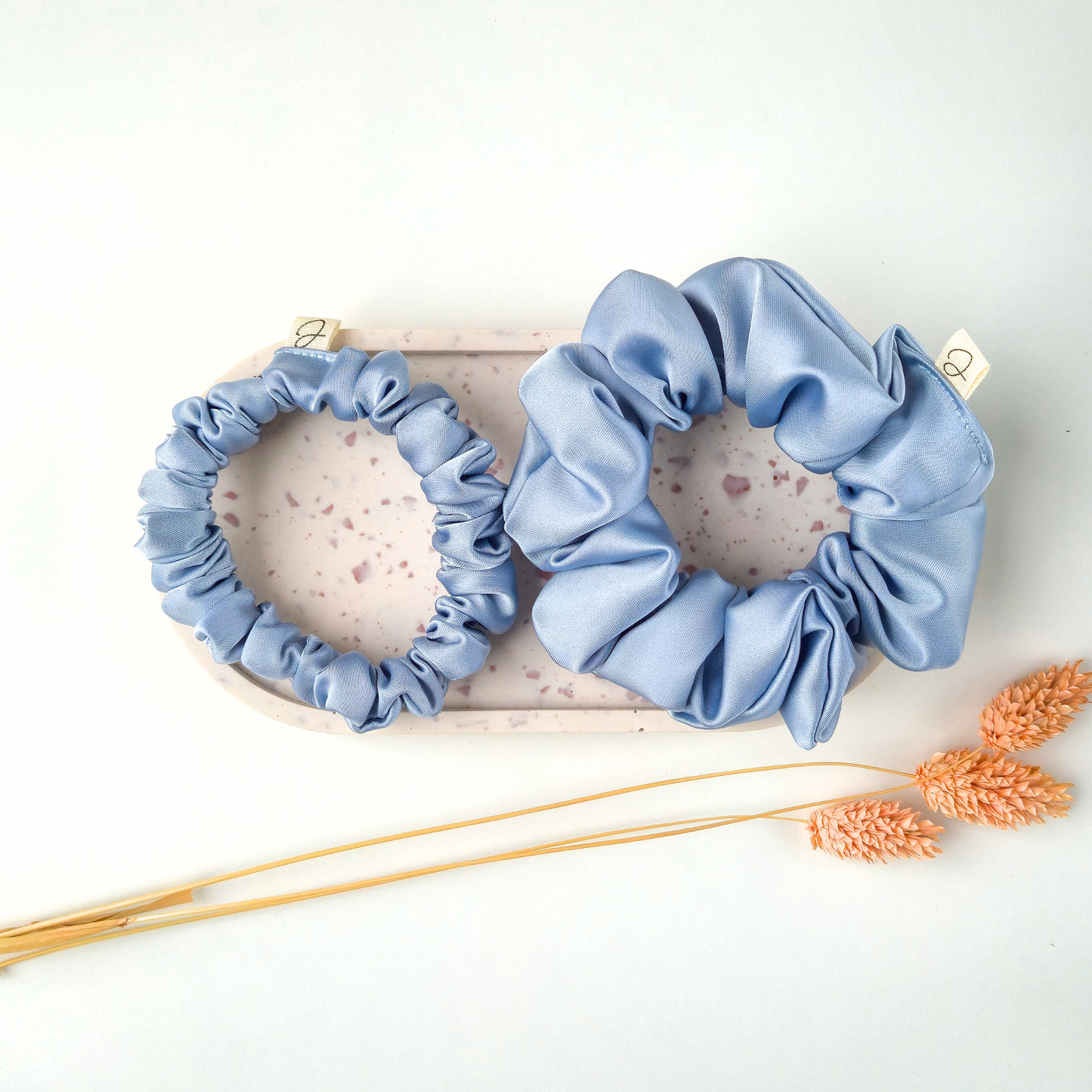 Chouchou en Satin Bleu Ciel