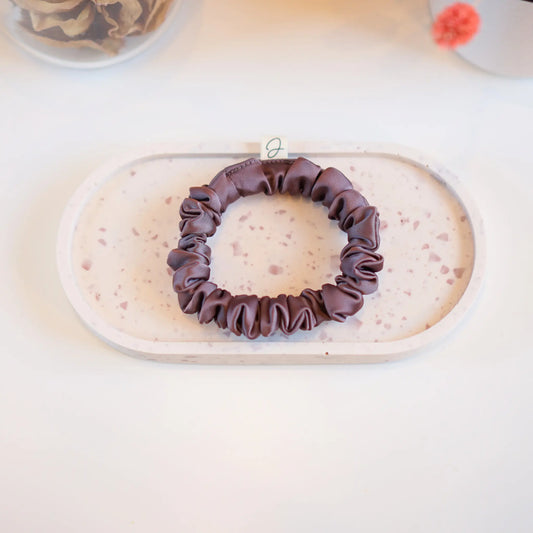 Taupe - Mini Chouchou Cheveux Satin - Les Chouchous de Justine